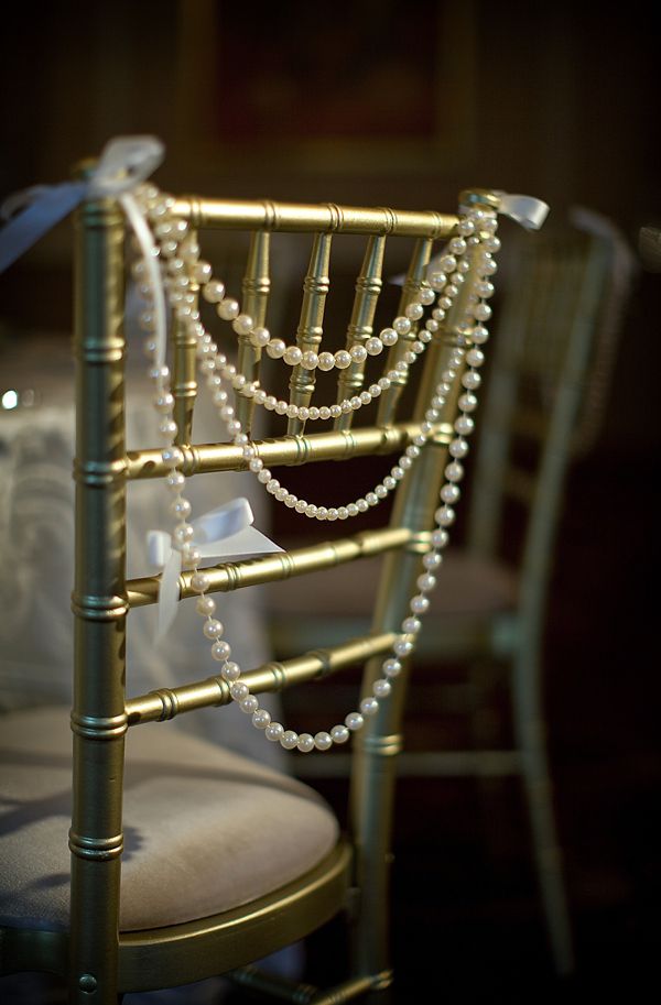 vinatge-pearl-decorate-chairs